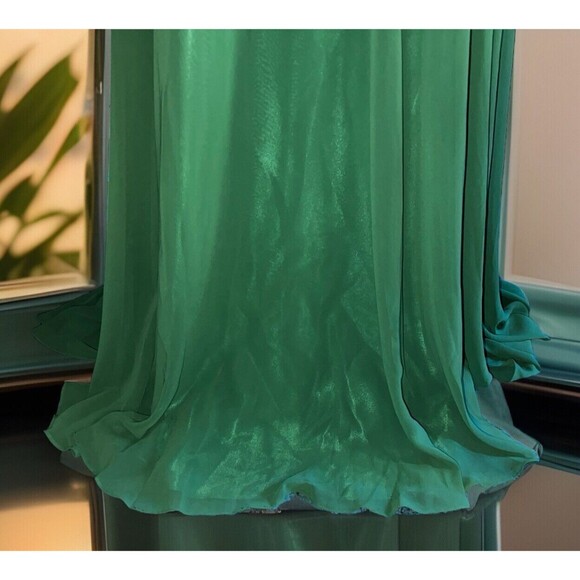 Glow By Colors Formal Bridal/Prom Floor Length Gown Sleeveless Lace Top 16 - Picture 2 of 13